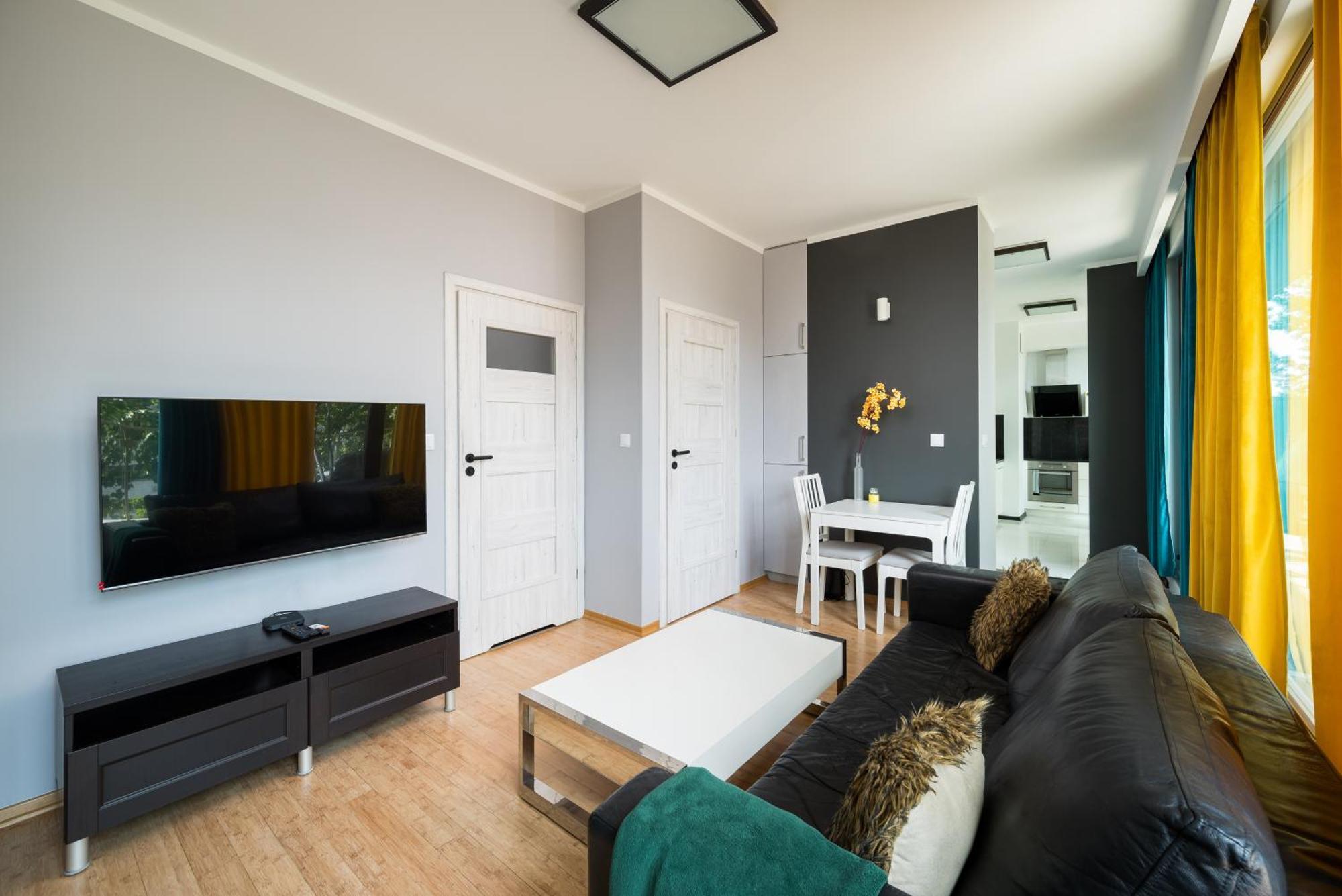 Ochota Deluxe Apartment Warsaw Exterior photo