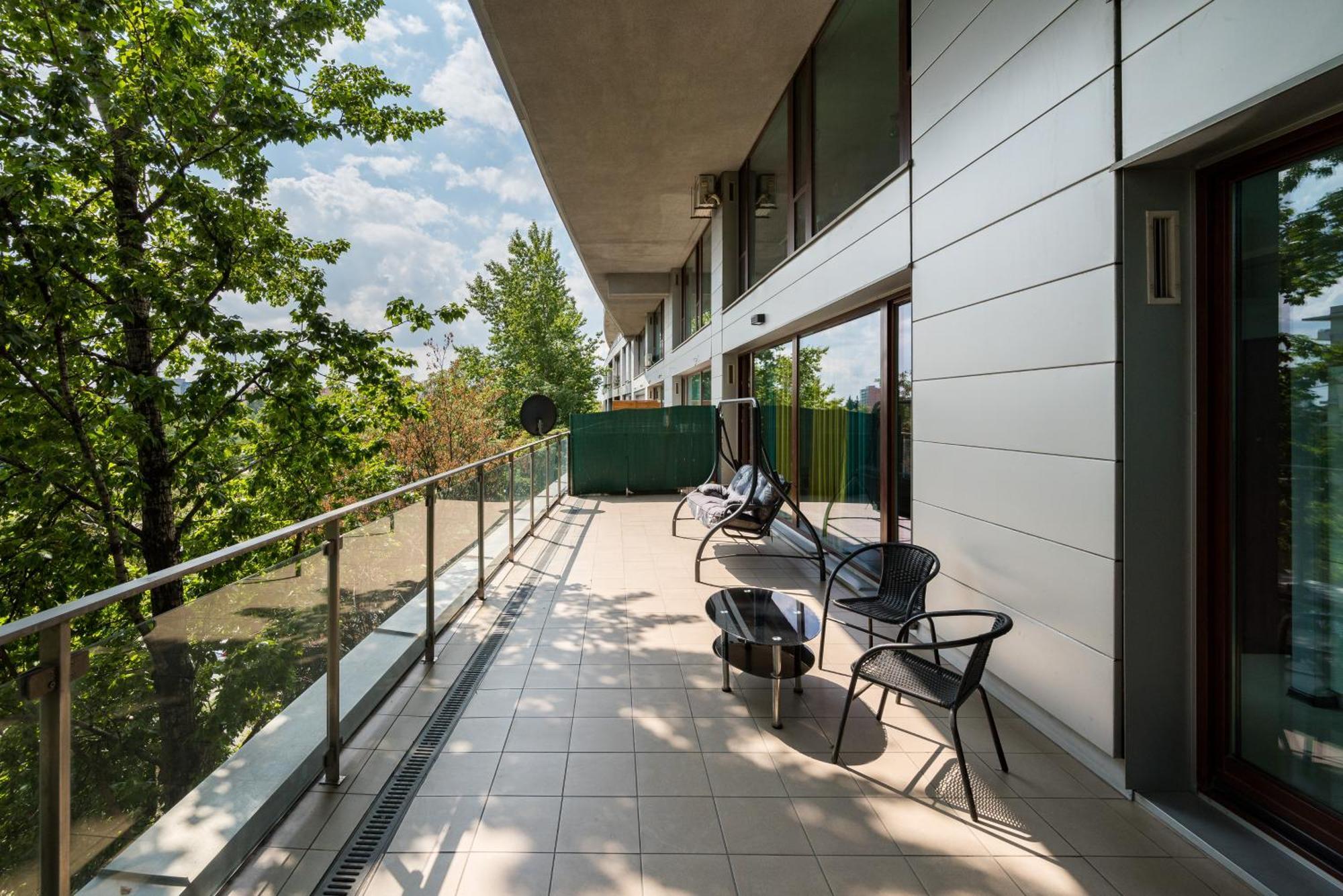 Ochota Deluxe Apartment Warsaw Exterior photo